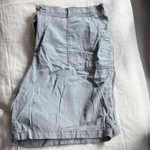 Sonoma women green Cargo Shorts.  Size 2X.  Like new.